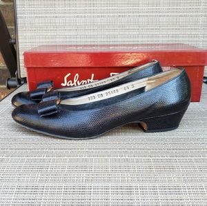 Salvatore Ferragamo Lizard Print Lillaz Low Pumps 6.5